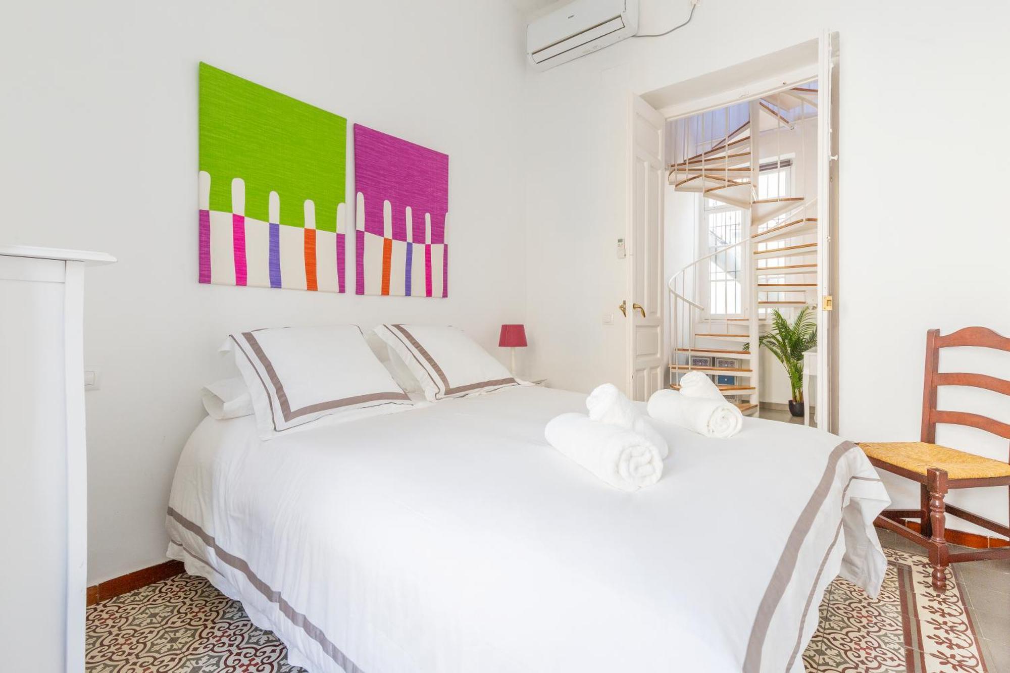 Descubrehome Penthouse Santa Cruz, Private Terrace เซบีญา ภายนอก รูปภาพ